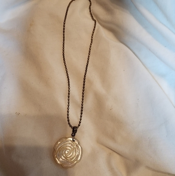 Vintage Abalone & Sterling Rose Necklace - Picture 4 of 6